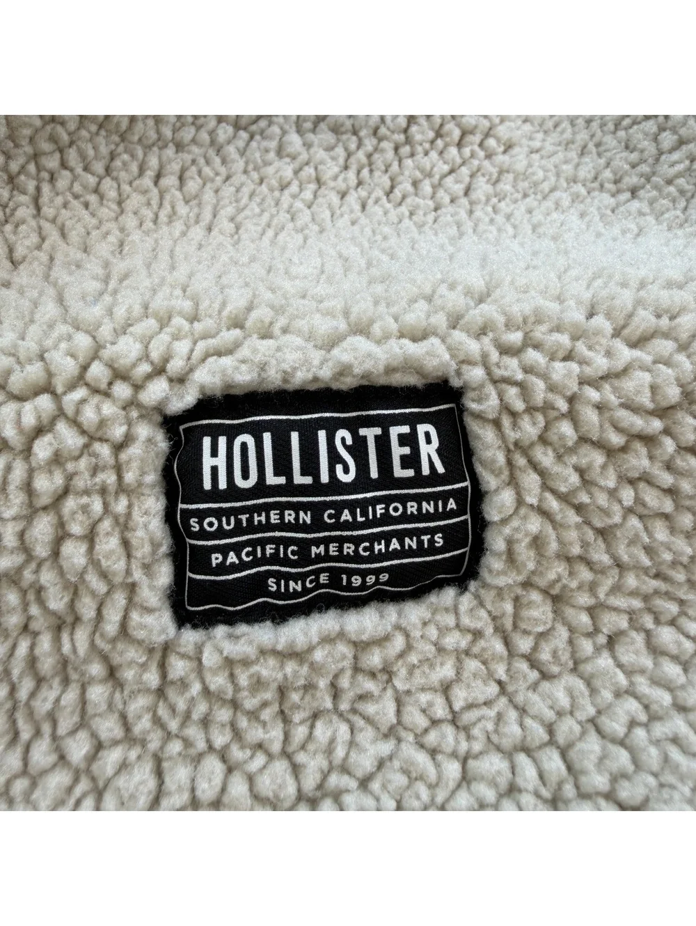 Hollister Epic Flex Men’s Medium Cream Sherpa Fleece Full Zip Jacket